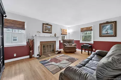 69 S Airmont Road, Airmont, NY 10901 - Photo 6