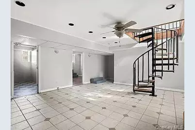 183 Drake Avenue #1j, New Rochelle, NY 10805 - Photo 4