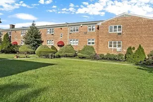 183 Drake Ave, New Rochelle, NY 10805 - Photo 16