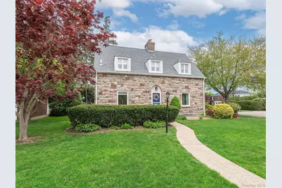 81 Huntington Road, Garden City, NY 11530 - Photo 2