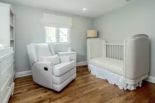 81 Huntington Rd, Garden City, NY 11530 - Photo 18
