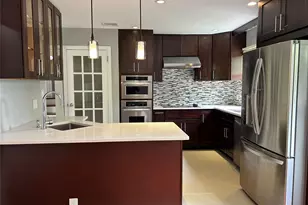 33 Ava Dr, Syosset, NY 11791 - Photo 8