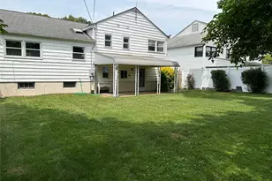 33 Ava Dr, Syosset, NY 11791 - Photo 20