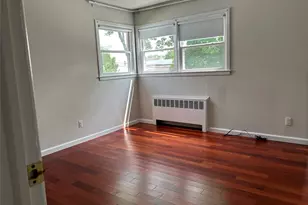 33 Ava Dr, Syosset, NY 11791 - Photo 12