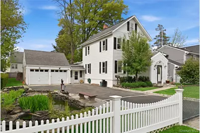 88 Coles Street, Glen Cove, NY 11542 - Photo 2