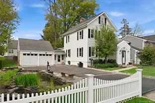 88 Coles St, Glen Cove, NY 11542 - Photo 2