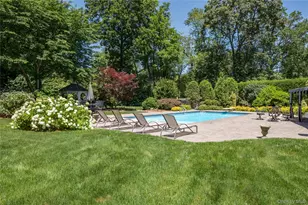 1 Glenby Ln, Brookville, NY 11545 - Photo 34