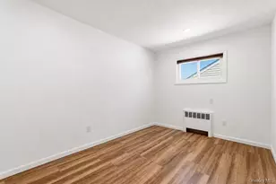 27 Jane Dr, North Babylon, NY 11703 - Photo 16