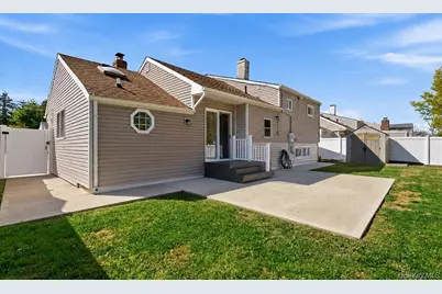 27 Jane Drive, North Babylon, NY 11703 - Photo 1