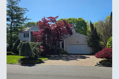 78 Woods Drive, East Hills, NY 11576 - Photo 1