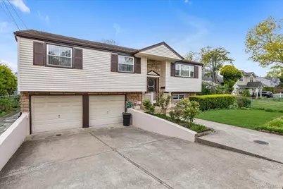 2606 Beach Drive, Merrick, NY 11566 - Photo 22