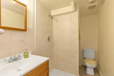 2606 Beach Drive, Merrick, NY 11566 - Photo 16