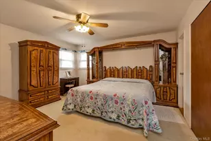 2606 Beach Dr, Merrick, NY 11566 - Photo 12