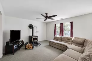 32 Prince Rd, Rocky Point, NY 11778 - Photo 12
