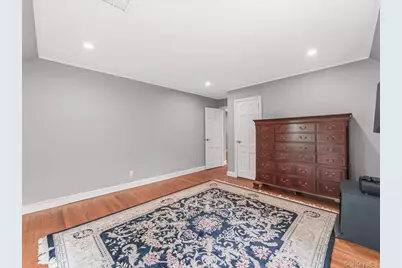 9 Old Colony Lane, Great Neck, NY 11023 - Photo 24
