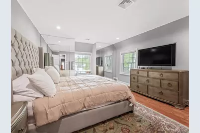 9 Old Colony Lane, Great Neck, NY 11023 - Photo 20