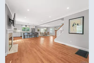 9 Old Colony Lane, Great Neck, NY 11023 - Photo 14