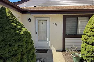 604 Gotham Dr, Saint James, NY 11780 - Photo 2