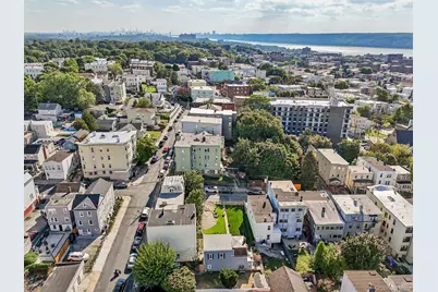 143 Oliver Avenue, Yonkers, NY 10701 - Photo 30