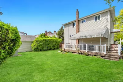 100 E Melrose Street, Valley Stream, NY 11580 - Photo 6