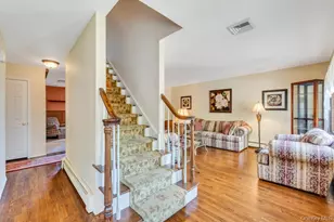 100 E Melrose St, Valley Stream, NY 11580 - Photo 12