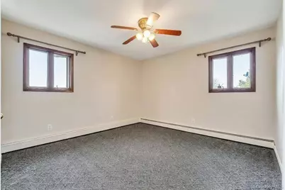 100 E Melrose Street, Valley Stream, NY 11580 - Photo 36