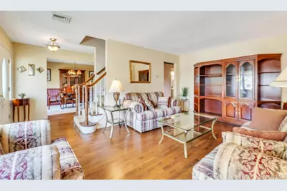 100 E Melrose Street, Valley Stream, NY 11580 - Photo 16