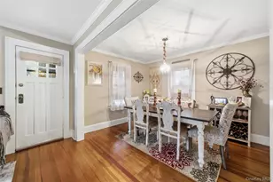544 Lombardy Blvd, Brightwaters, NY 11718 - Photo 14
