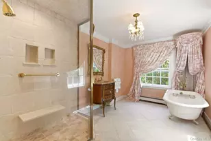 42 Clock Tower Ln, Old Westbury, NY 11568 - Photo 32