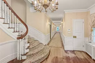 42 Clock Tower Ln, Old Westbury, NY 11568 - Photo 18