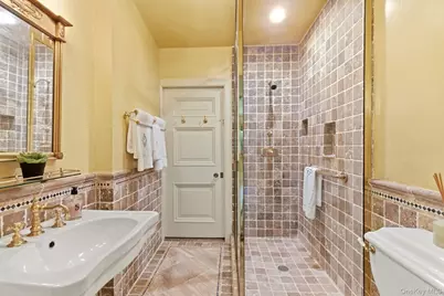 42 Clocktower Lane, Old Westbury, NY 11568 - Photo 38