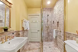 42 Clock Tower Ln, Old Westbury, NY 11568 - Photo 38