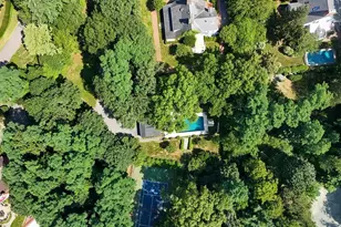 42 Clock Tower Ln, Old Westbury, NY 11568 - Photo 10