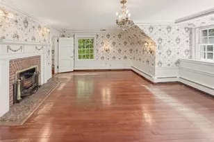 42 Clock Tower Ln, Old Westbury, NY 11568 - Photo 34