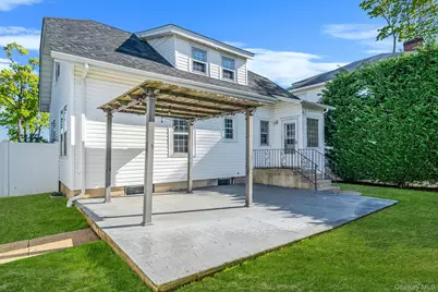 101 Oswego Street, North Bellmore, NY 11710 - Photo 38