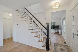 101 Oswego St, North Bellmore, NY 11710 - Photo 4