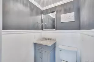 120 Cherry Ave, West Sayville, NY 11796 - Photo 32