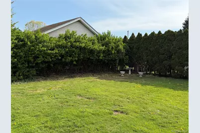 22 Lexington Avenue, Westbury, NY 11590 - Photo 10
