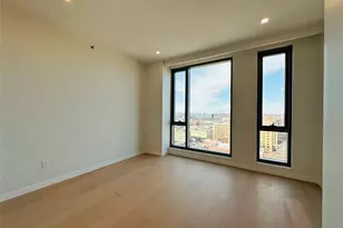 35-32 Leavitt St, Flushing, NY 11354 - Photo 2