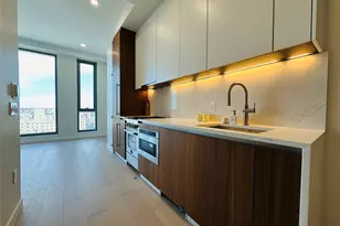 35-32 Leavitt St, Flushing, NY 11354 - Photo 6