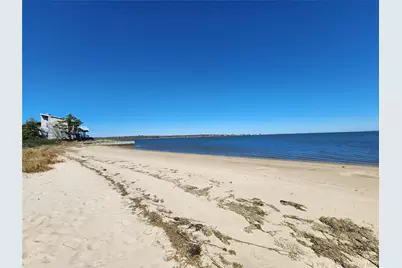 1 Bayside Avenue, East Quogue, NY 11942 - Photo 12