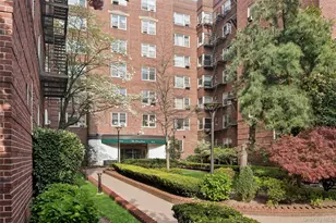 68-61 Yellowstone Blvd, Forest Hills, NY 11375 - Photo 14