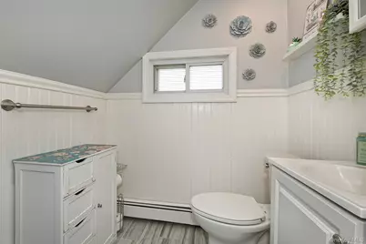 158 Tardy Lane S, Wantagh, NY 11793 - Photo 18