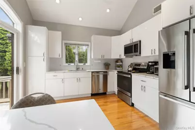 760 Heritage Hills Drive #B, Somers, NY 10589 - Photo 2