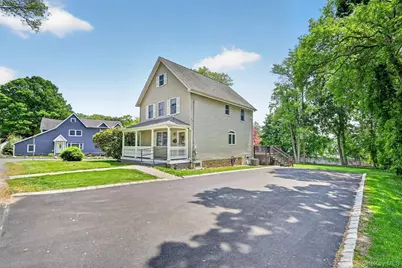 106 Cedar Avenue, Pearl River, NY 10965 - Photo 2