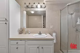 1049 E 12th St, Brooklyn, NY 11230 - Photo 28