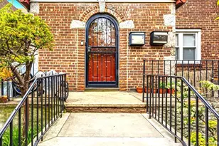 64-02 Ellwell Crescent, Rego Park, NY 11374 - Photo 20