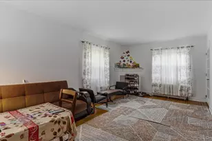 64-02 Ellwell Crescent, Rego Park, NY 11374 - Photo 22