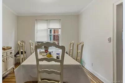 6402 Ellwell Crescent, Rego Park, NY 11374 - Photo 8