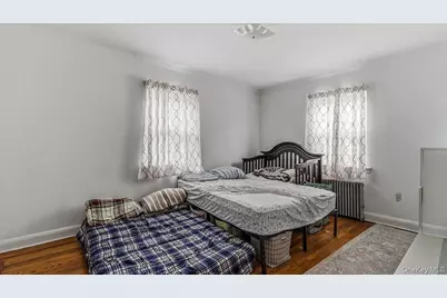 6402 Ellwell Crescent, Rego Park, NY 11374 - Photo 28
